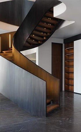 Floating stair connecting the two levels